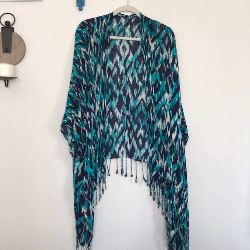 tart shawl // ikat & fringe